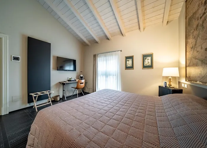 Palazzo Gozzi Bed & Beauty Oda ve Kahvaltı