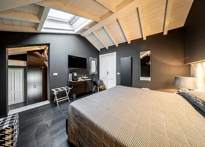 Palazzo Gozzi Bed & Beauty Oda ve Kahvaltı 4*