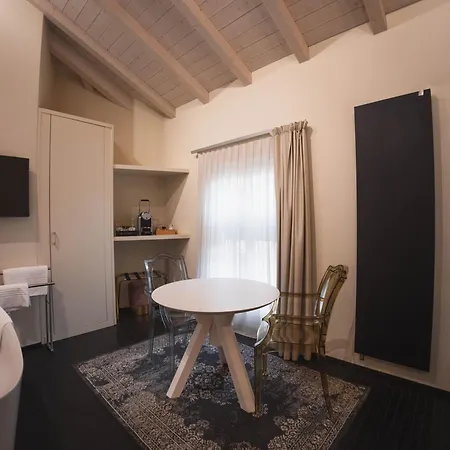Palazzo Gozzi Bed & Beauty